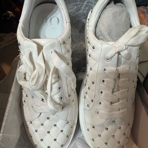 Jennifer Lopez White Studded Sneakers